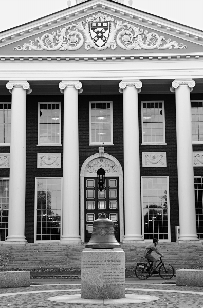 還在糾結(jié)選哪個學(xué)校？ 美國最有價值大學(xué)出爐