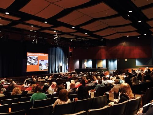 贏在起跑線？中國孩子赴美留學(xué)是否越早越好？